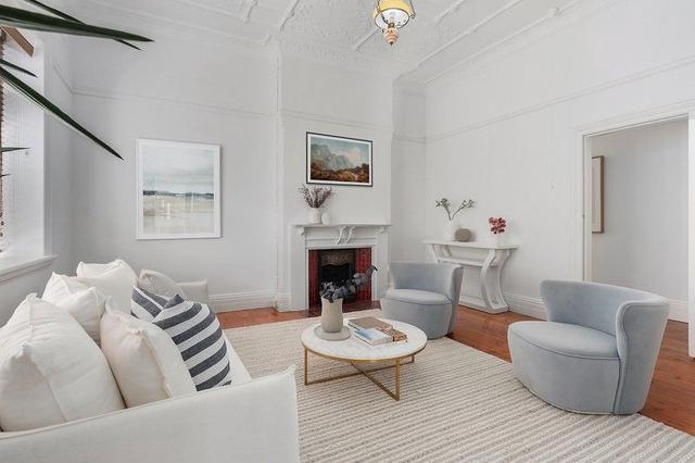 2/4 Gillies Avenue, NSW 2045