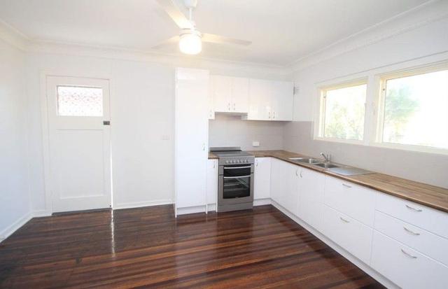 1 Enfield Street, QLD 4122