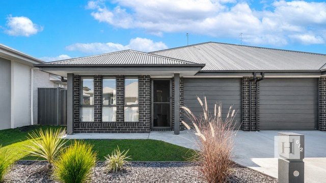 2/6 Algona Road, NSW 2428