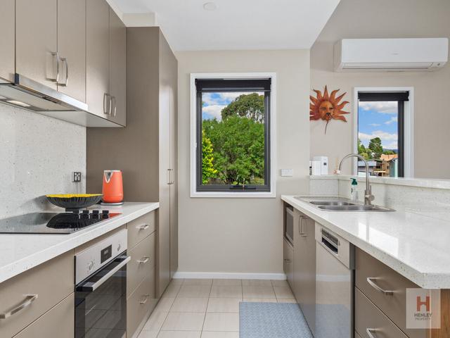 4/9 Clyde Street, NSW 2627