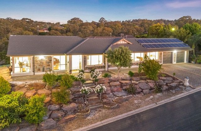 11 Ayrebank Rise, SA 5159