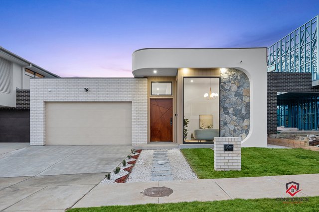 12 Skyring Street, ACT 2611