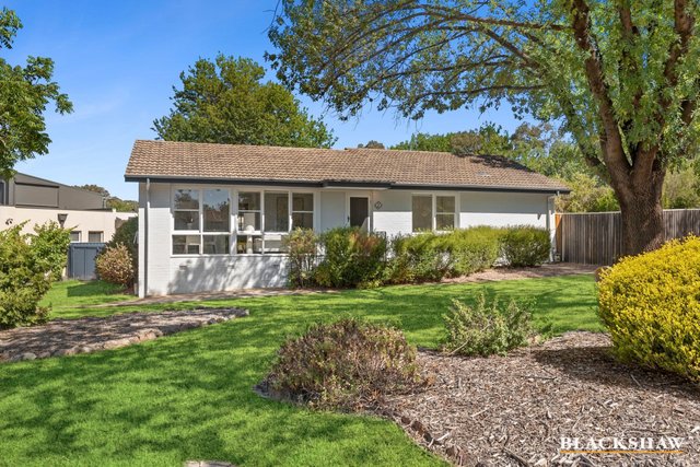 2 Crowther Place, ACT 2605