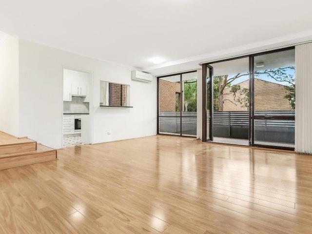 2/44 Khartoum Road, NSW 2113