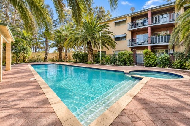 10/13 Dowling Place, WA 6167