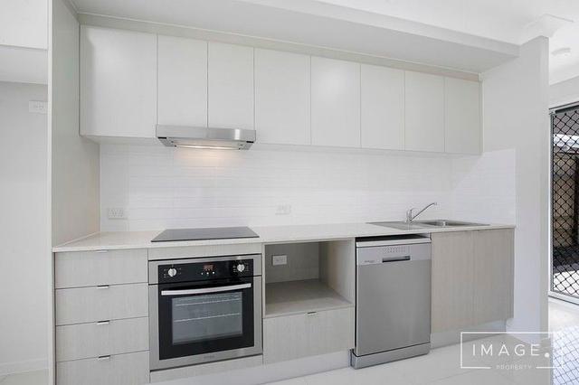 2/70 Kevin Mulroney Dr, QLD 4305