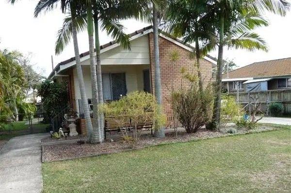 11 Amersham Street, QLD 4021