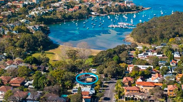 10 Lower Beach Street, NSW 2093