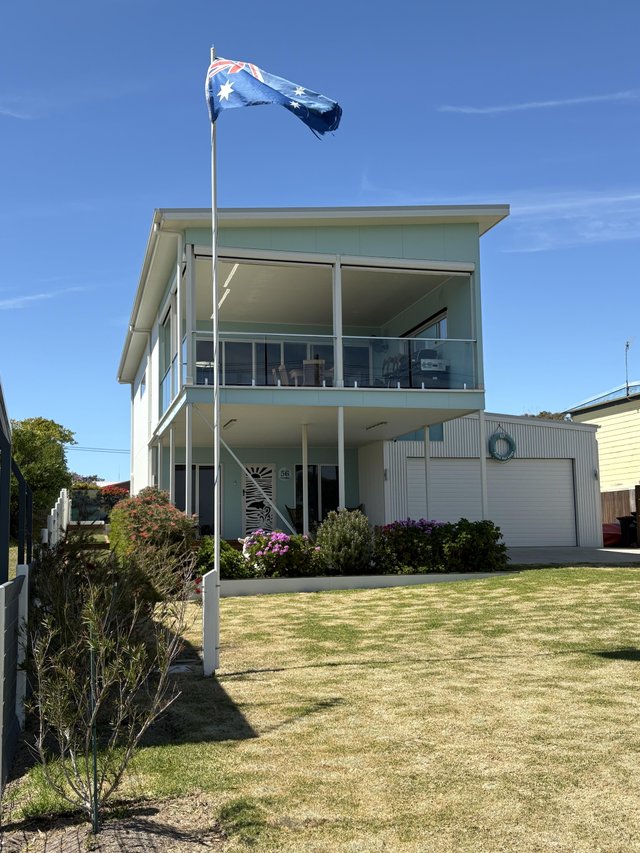 56 Victoria Parade, VIC 3851