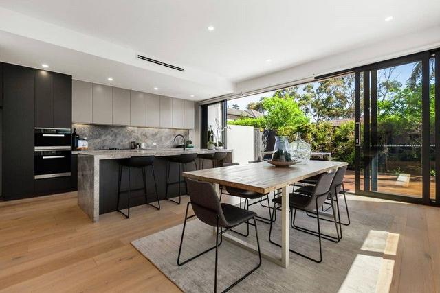 9B Roosevelt Court, VIC 3187