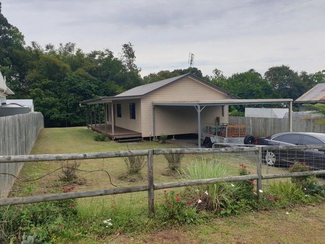 2 Albion Street, QLD 4570