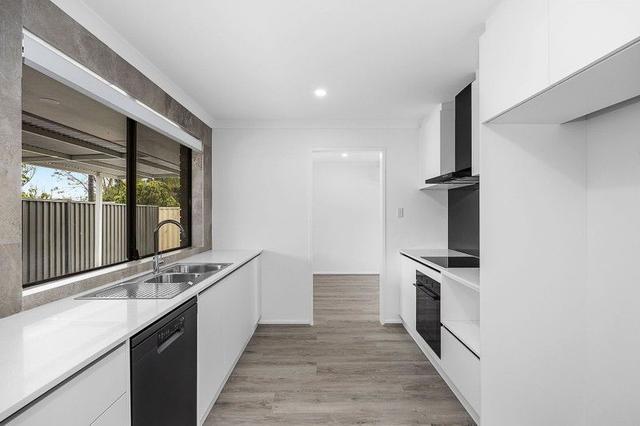 12 Dampiera Way, WA 6148