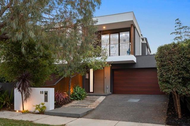 8b Warland Road, VIC 3188