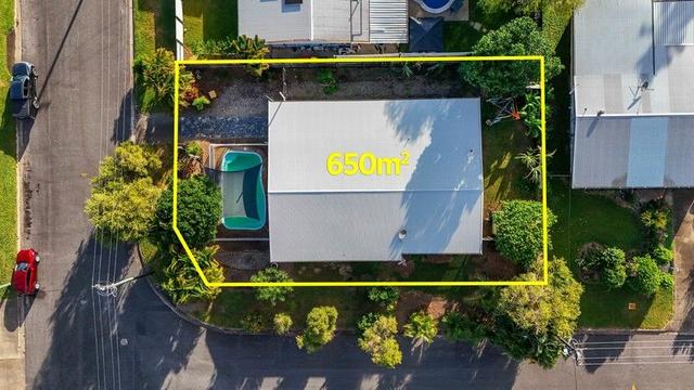 14 West Street, QLD 4870