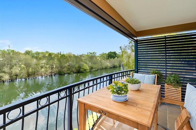 17/4 University Drive, QLD 4226