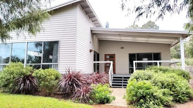 10 Heather Road, WA 6333