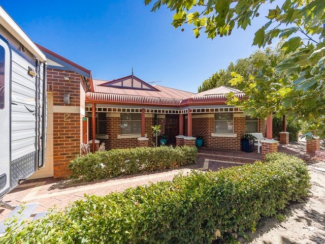 2 Primula Court, WA 6026