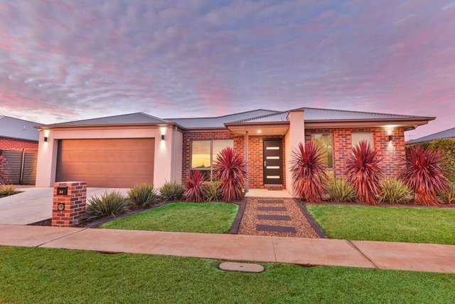 33 Rita Drive, VIC 3500