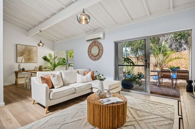 1/24 Caporn Street, WA 6009