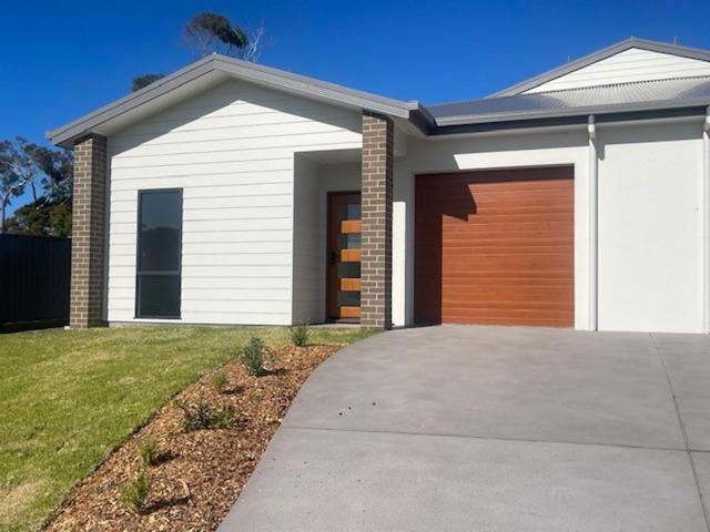 8A Shearwater Court, NSW 2548