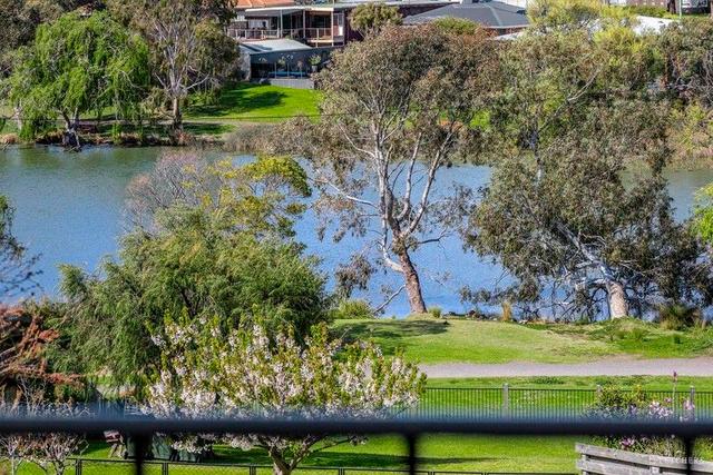 11 Riviera Crescent, VIC 3226