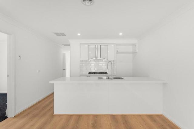 7 Alcott Way, VIC 3809