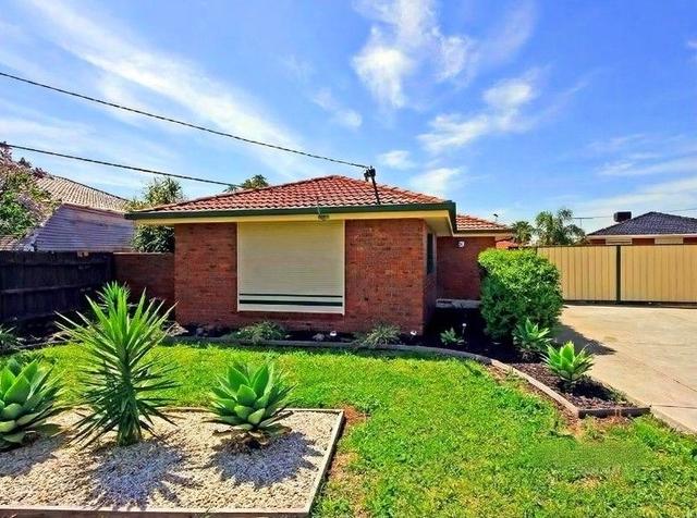11 Bagueley Crescent, VIC 3021