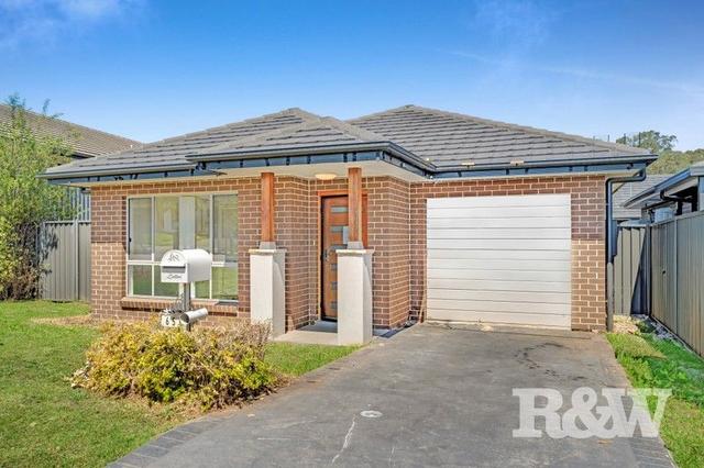 2/1 Egan Circuit, NSW 2570