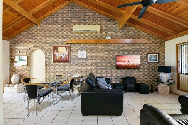 15 Anthony Drive, QLD 4220