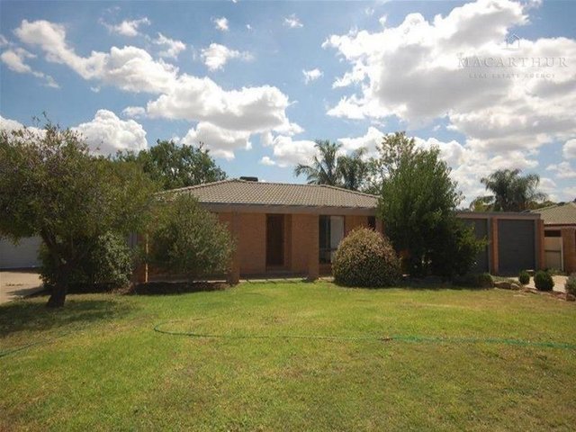 26 Langi Crescent, NSW 2650