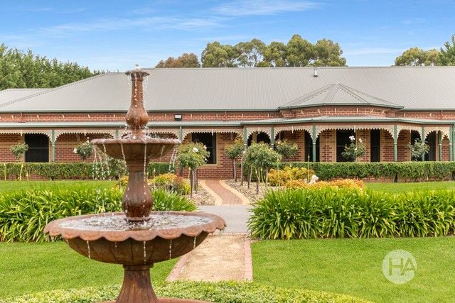 2 Warrenda Place, VIC 3918