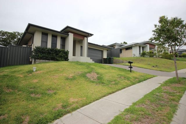 17 Medina Place, NSW 2285