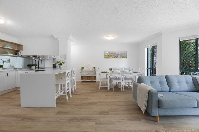 4/37 Meron Street, QLD 4215