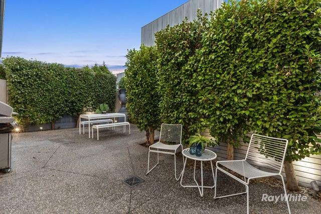 2/1 Childers Road, VIC 3144