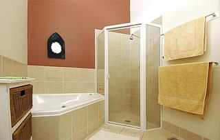 Spa bath (2005-02-24)