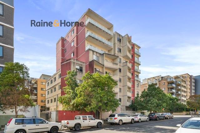 18/41-43 Lachlan Street, NSW 2170