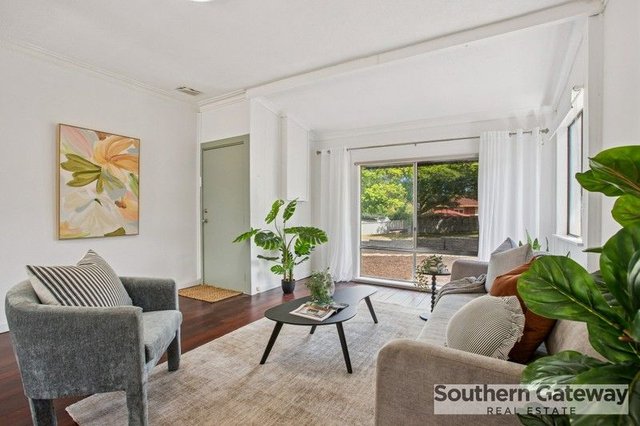 18 Peake Way, WA 6167