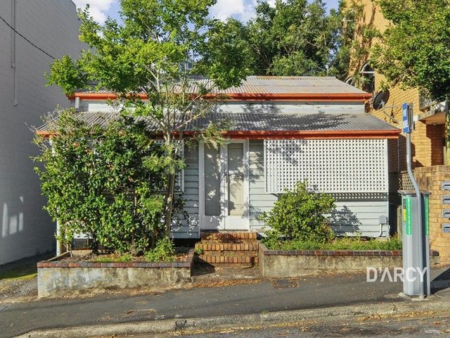 93 Warry Street, QLD 4006