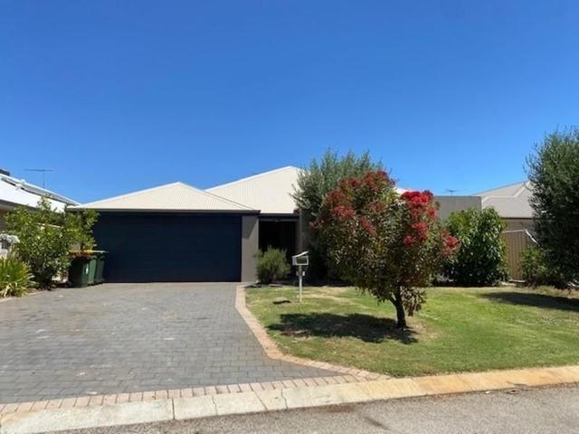 13 Mala Way, WA 6164