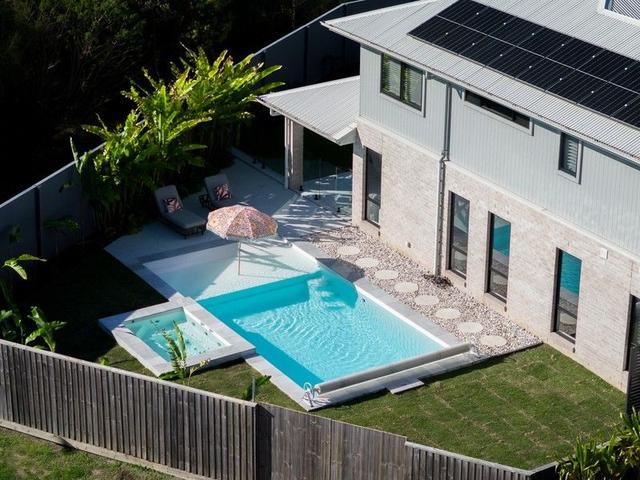 60 Brooks Close, QLD 4509
