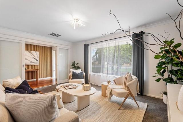 53 Henry Bull Drive, WA 6149
