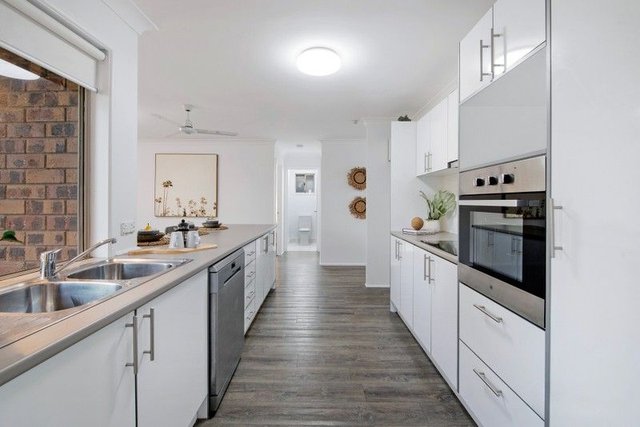 158 Christine Avenue, QLD 4220