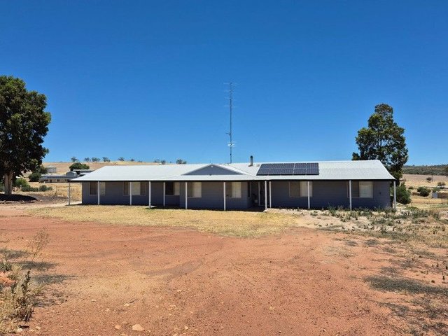 10 Jacamar Drive, WA 6401