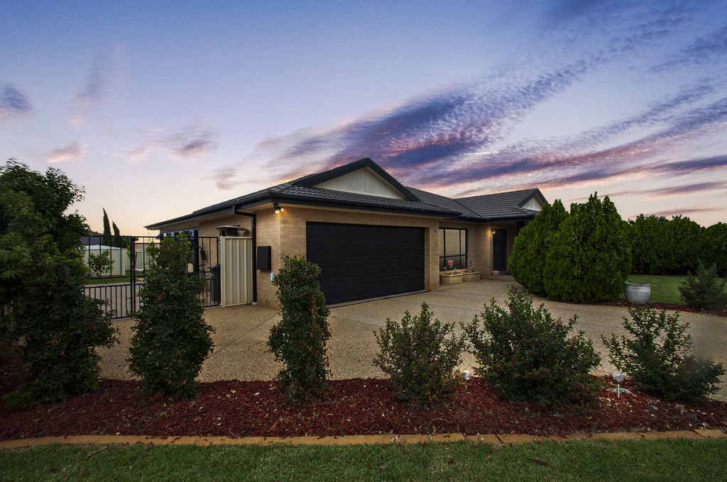5 Rowley Street, Griffith NSW 2680 Allhomes