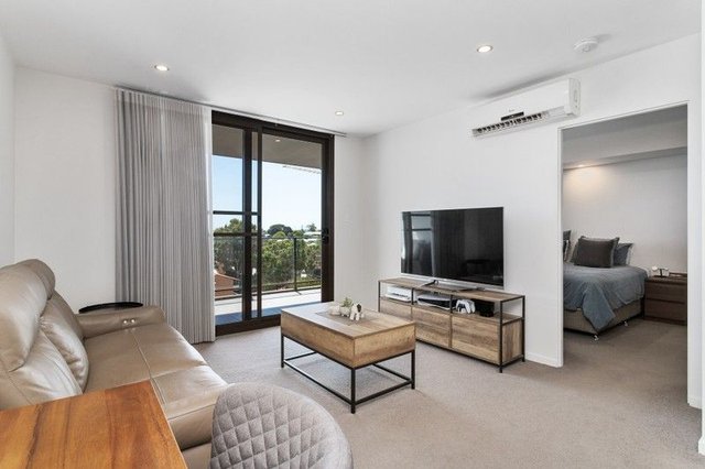 120/172 Railway Parade, WA 6007