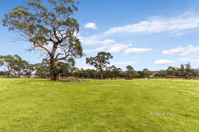 2/12 Trio Place, VIC 3444