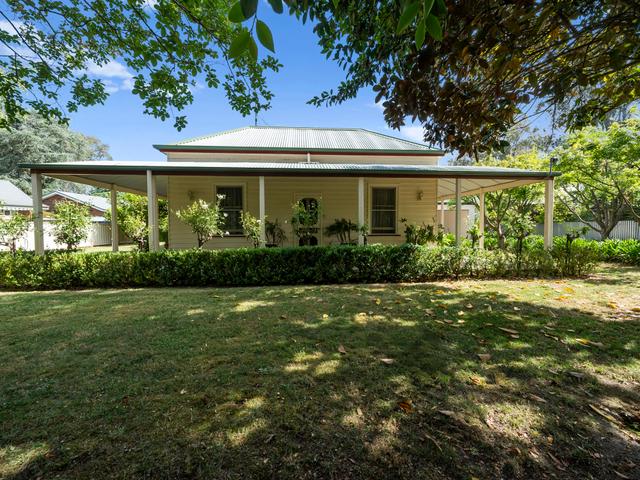 27 Church Street Whorouly Via, VIC 3737