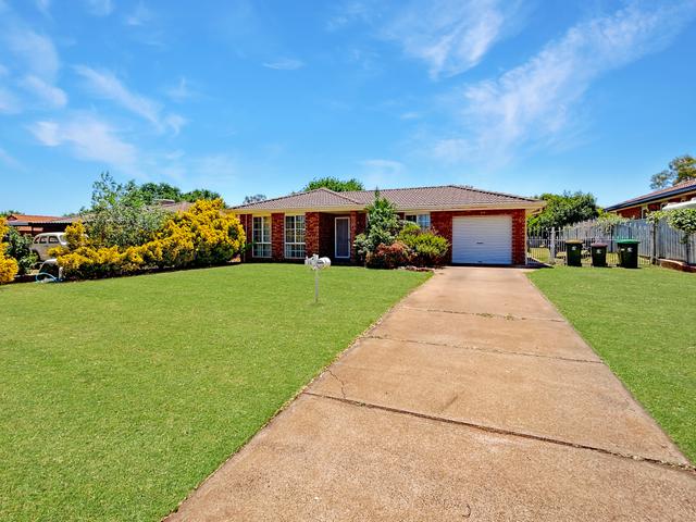 24 Hopkins Parade, NSW 2830