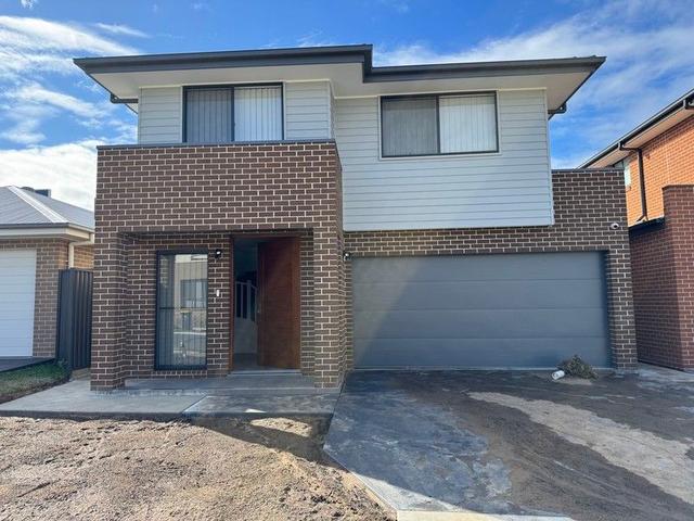 63 Fuzzweed Road, NSW 2179