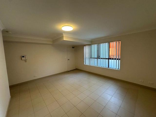 5/10 Willeroo Street, NSW 2195